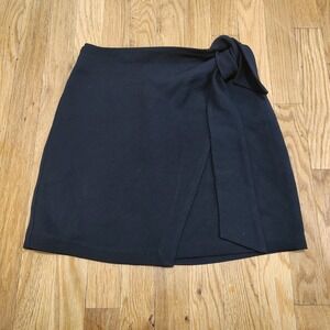 Aritzia Wilfred‎ Flattering Mini Wrap Silhouette Skirt With Tie Closure